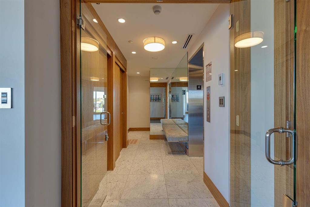 Third View of 412, 738 1 Avenue SW, Eau Claire, Calgary, Alberta, T2P5G8