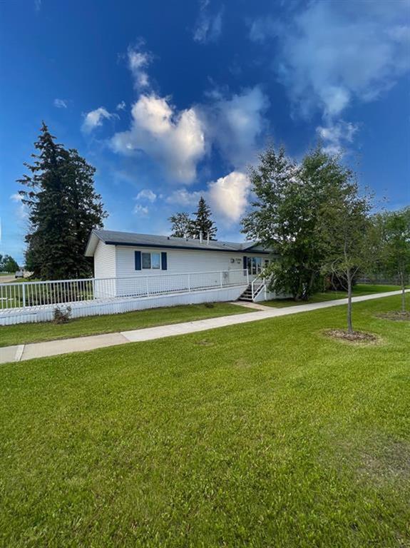 Fifth View of 5302, 5304 & 5306 50 Avenue , NONE, Valleyview, Alberta, T0H 3N0