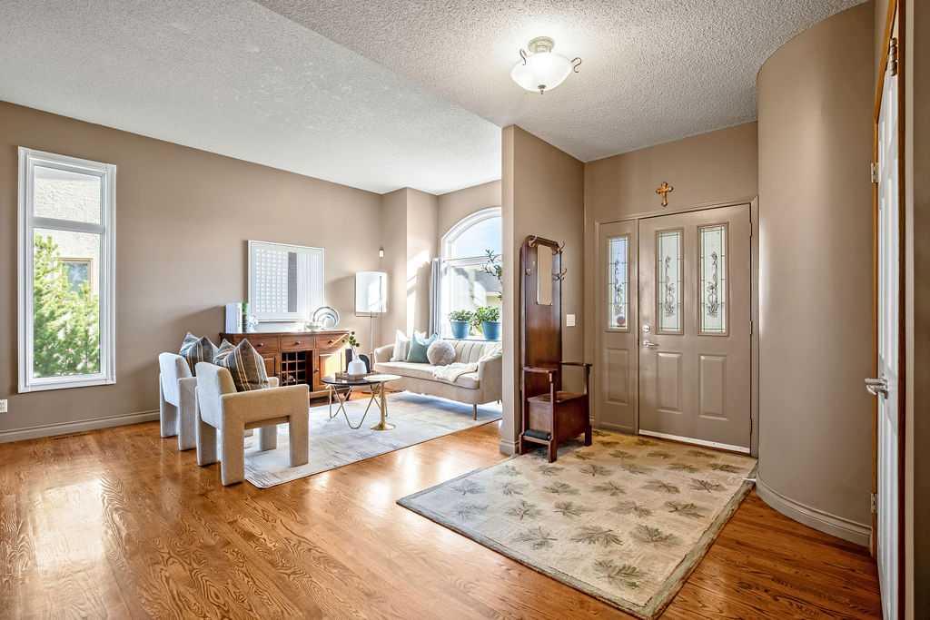 Fourth View of 152 Douglas Woods Grove SE, Douglasdale/Glen, Calgary, Alberta, T2J 7C3