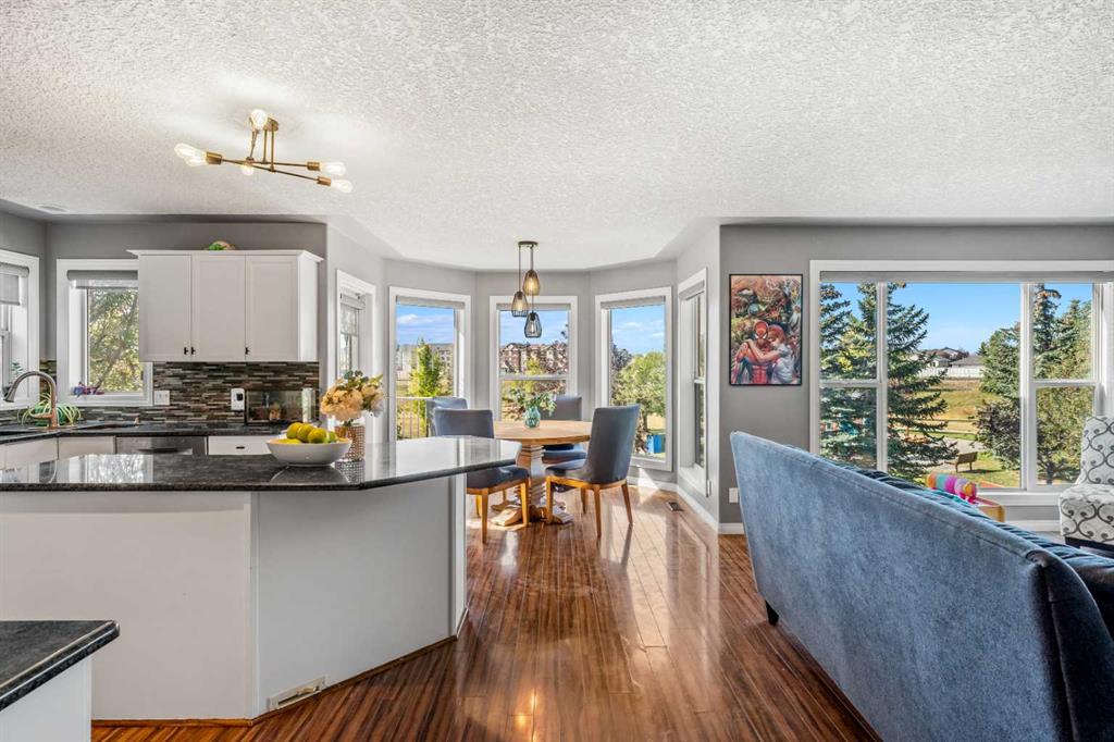 Fifth View of 216 Stonegate Place NW, Stonegate, Airdrie, Alberta, T4B 2P3