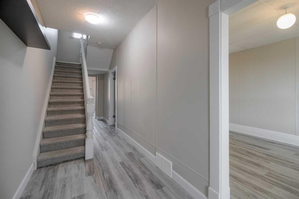 Third View of 316 15 Street S, Victoria Park, Lethbridge, Alberta, T1J2Z2