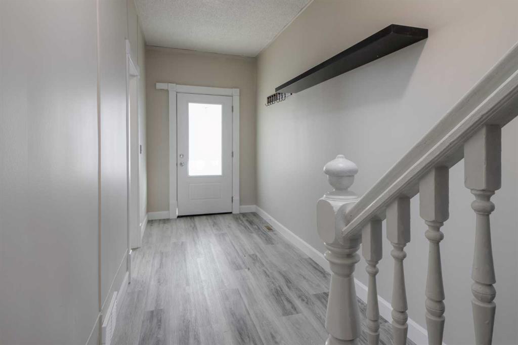 Fourth View of 316 15 Street S, Victoria Park, Lethbridge, Alberta, T1J2Z2