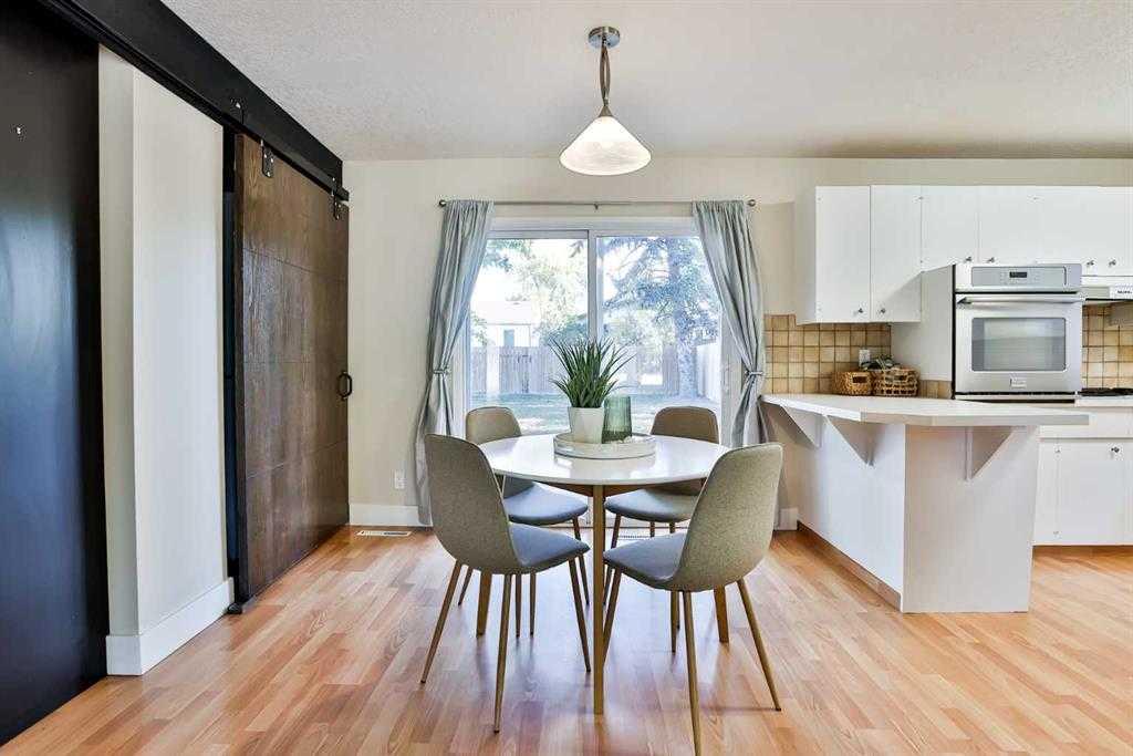 Third View of 417 Normandy Road S, Glendale, Lethbridge, Alberta, T1J 3X9