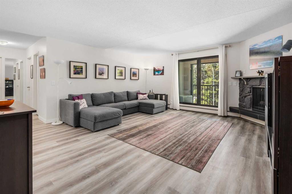 Third View of 3201, 4001C 49 Street NW, Varsity, Calgary, Alberta, T3A 2C9