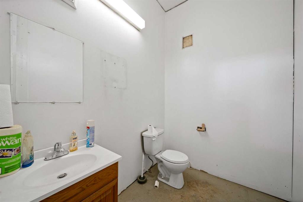 Fifth View of 10 & 20, 8028 Edgar Industrial Crescent , Edgar Industrial Park, Red Deer, Alberta, T4P 3R3