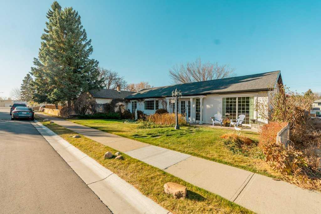 Fifth View of 1006 9 Street N, Staffordville, Lethbridge, Alberta, T1H 1Z8