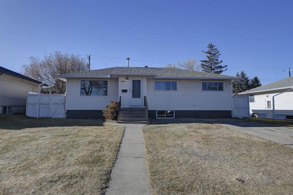 Second View of 6011 Centre Street NW, Thorncliffe, Calgary, Alberta, T2K 0V1