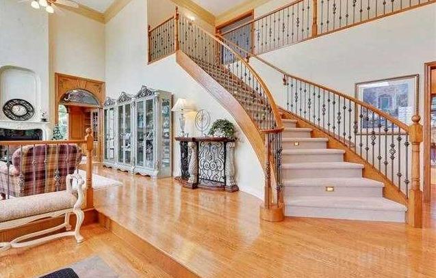 Fourth View of 175 Pumpvalley Court SW, Pump Hill, Calgary, Alberta, T2V 5G5