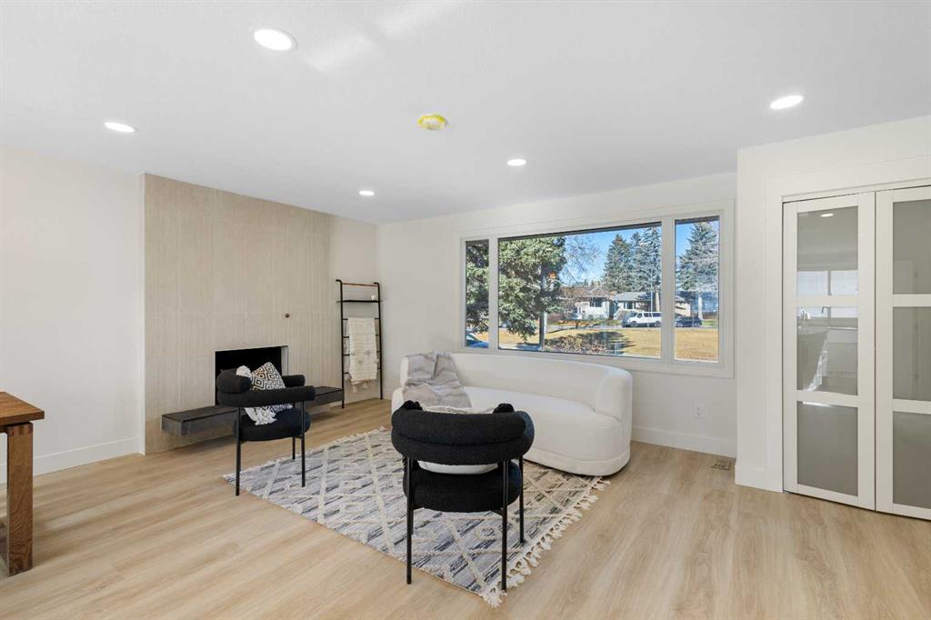 Fifth View of 4812 Verona Drive NW, Varsity, Calgary, Alberta, T3A 0P4