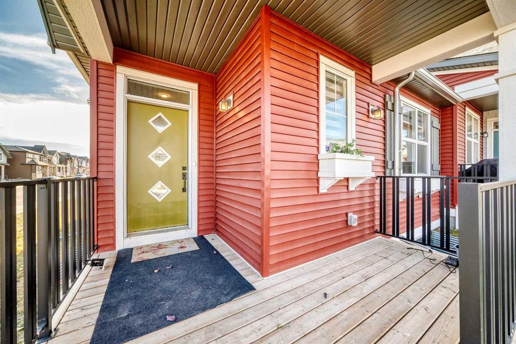 Fifth View of 241 Lucas Avenue NW, Livingston, Calgary, Alberta, T3P 1S3