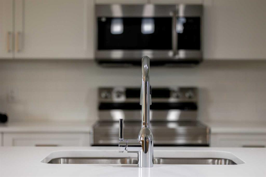 71 Heritage Manor , A2267921, Alberta,