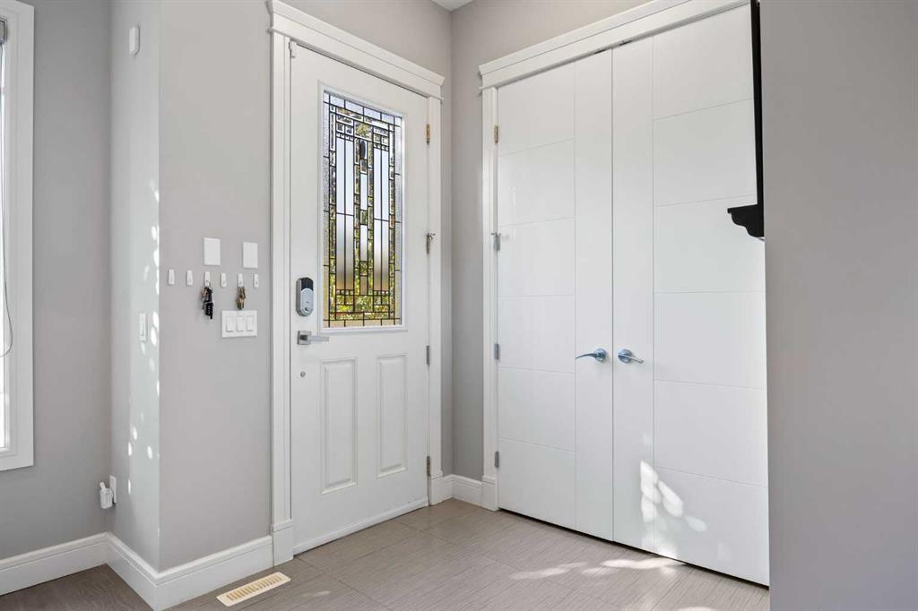 Third View of 1906 22 Avenue NW, Banff Trail, Calgary, Alberta, T2M 1R7