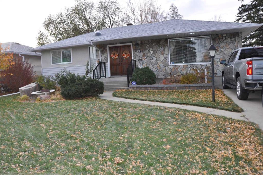 2310 10A Avenue S, A2268065, Alberta,