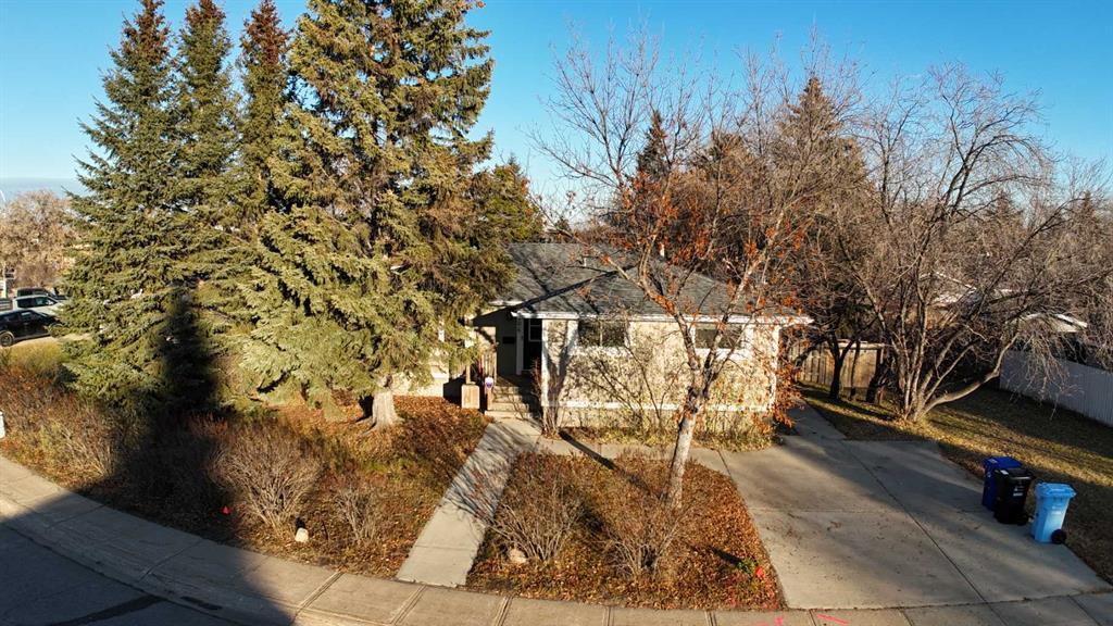 106 Hilltop Crescent , A2268111, Alberta,