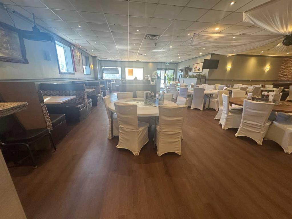 Fourth View of 5020 17 Avenue SE, Forest Lawn, Calgary, Alberta, T2A 0V6