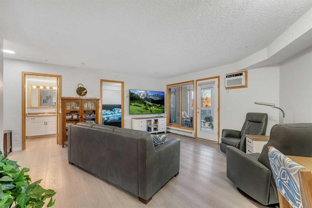 Fifth View of 122, 7229 Sierra Morena Boulevard SW, Signal Hill, Calgary, Alberta, T3H 3L7