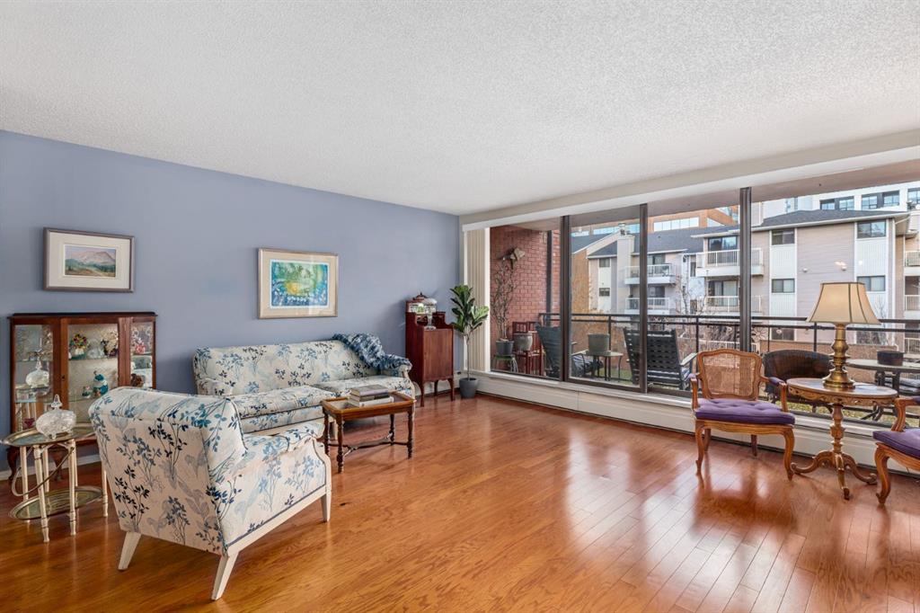 Third View of 301, 929 18 Avenue SW, Lower Mount Royal, Calgary, Alberta, T2T 0H2