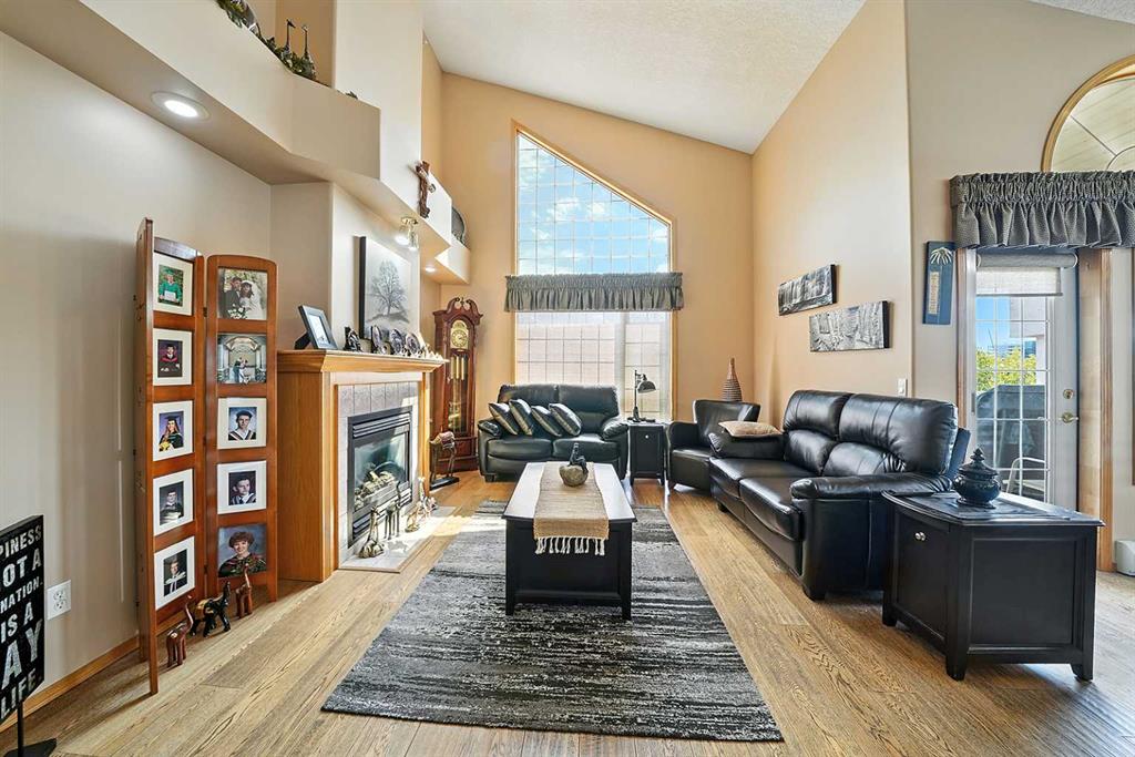 Third View of 404, 4805 45 Street , Downtown Red Deer, Red Deer, Alberta, T4N 7A9