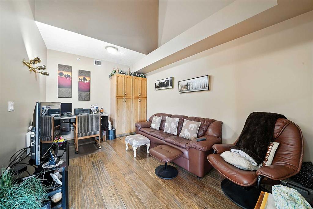 Fifth View of 404, 4805 45 Street , Downtown Red Deer, Red Deer, Alberta, T4N 7A9