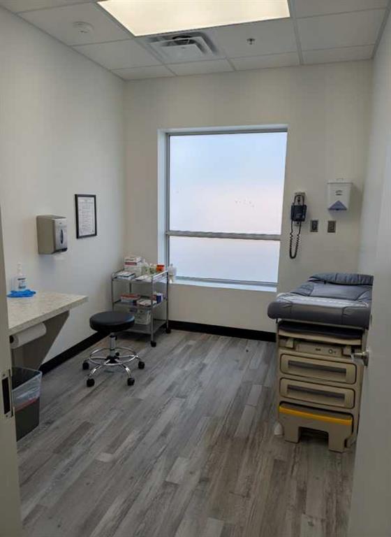 Fifth View of 107, 1424 Southview Drive SE, Southview-Park Meadows, Medicine Hat, Alberta, T1B4E7