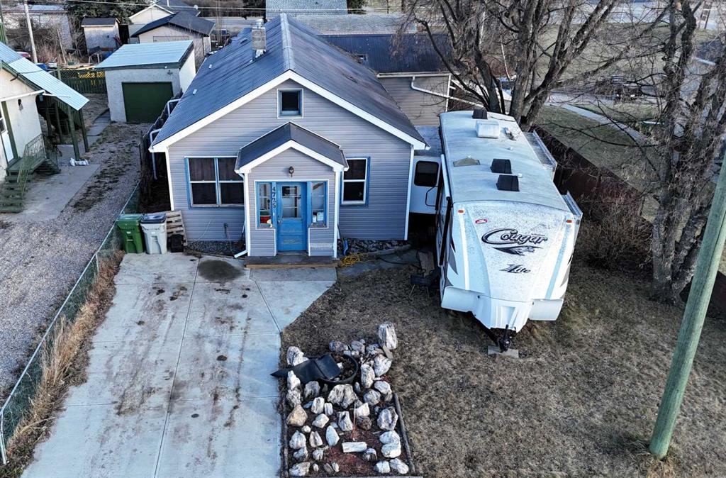 4725 5 AVE  , A2268357, Alberta,