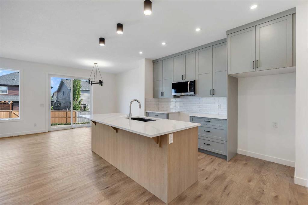 167 Heritage Court , A2268456, Alberta,