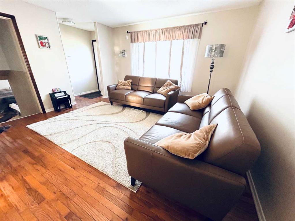 Fifth View of 11 Lake Newell Crescent E, Lakewood, Brooks, Alberta, T1R 0L2