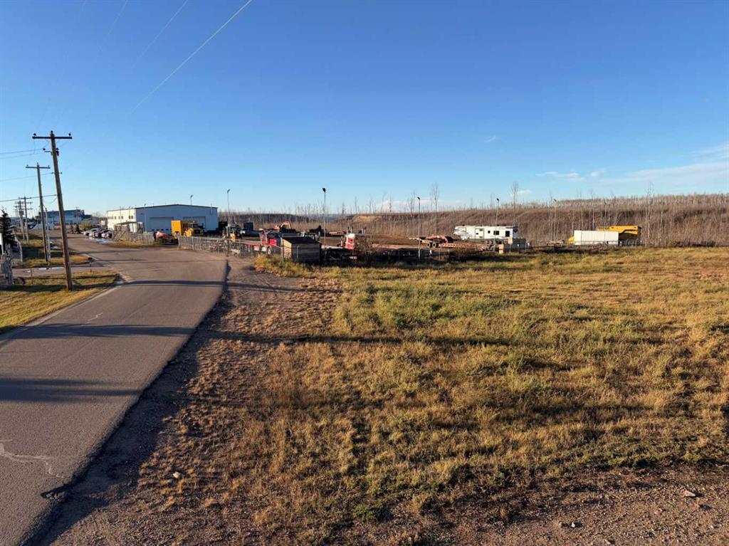 Fourth View of T28 SNOW EAGLE DRIVE  , Snow Eagle Aviation Park, Fort McMurray, Alberta, T9H 0H8