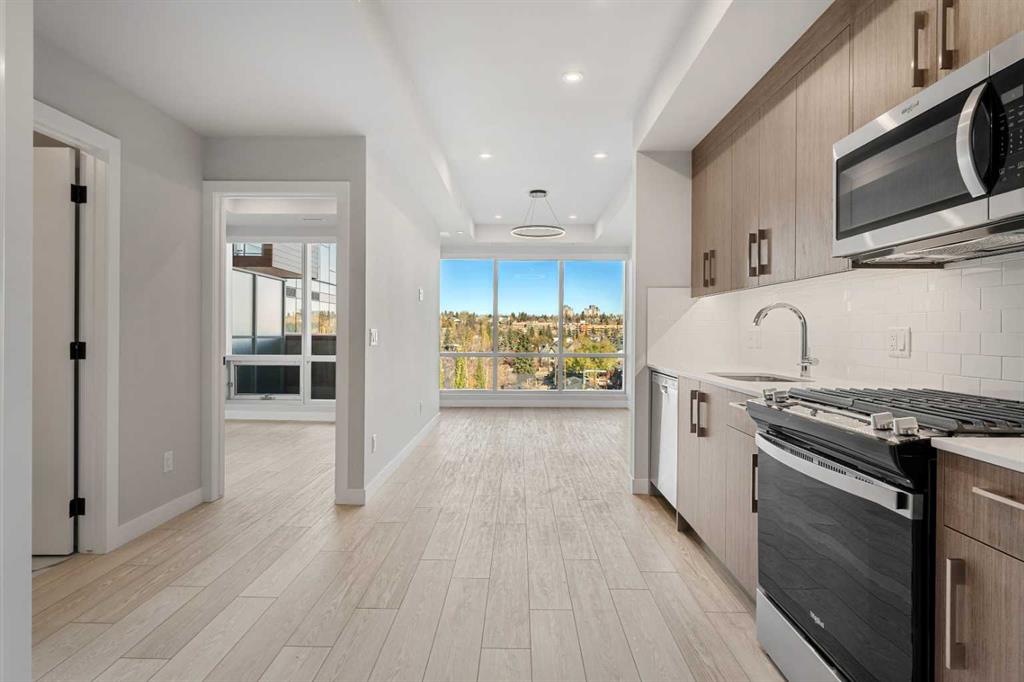 Third View of 523, 18 A Street NW, West Hillhurst, Calgary, Alberta, T2N 5G5