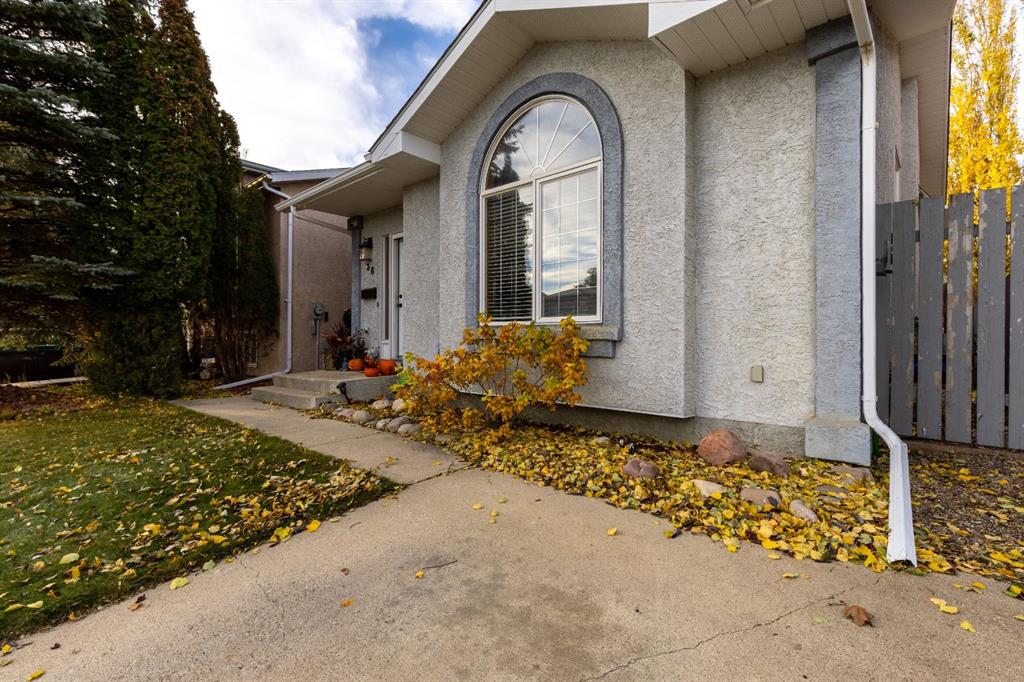 Fifth View of 66 Assiniboia Way W, Indian Battle Heights, Lethbridge, Alberta, T1K 7L7