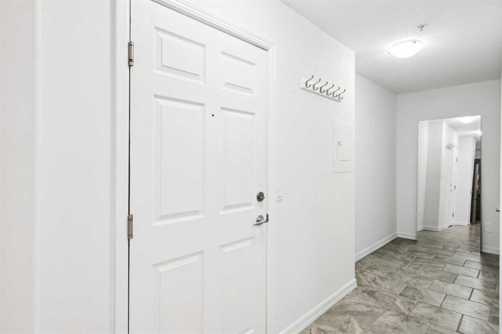 Fifth View of 3102, 92 Crystal Shores Road , Crystal Shores, Okotoks, Alberta, T1S 2N1