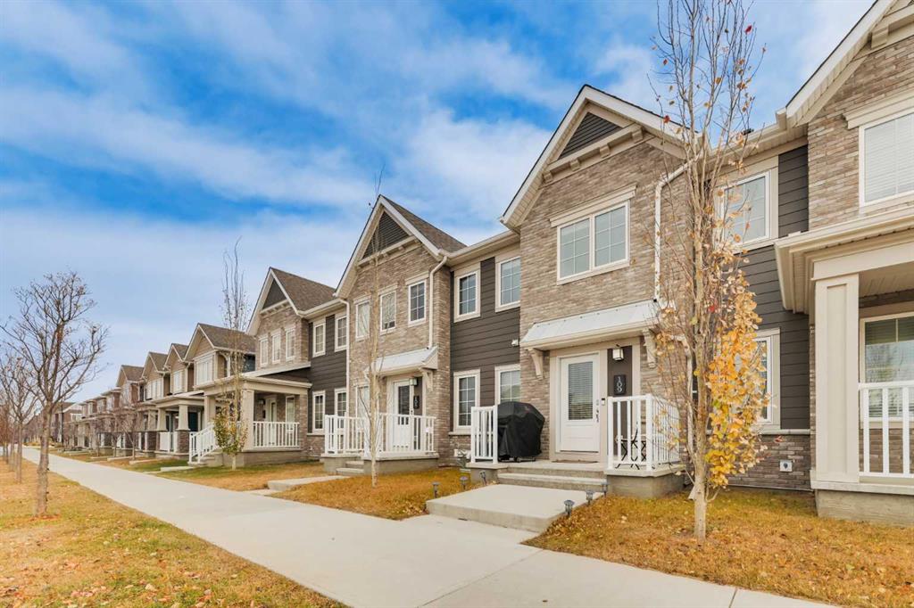 Third View of 109 Yorkville Boulevard SW, Yorkville, Calgary, Alberta, T2X4J9