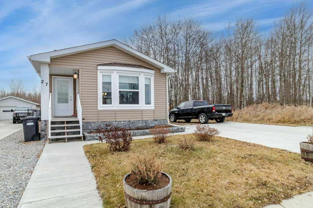 MLS® listing #106843171 for sale located at 27 Baywood Link 