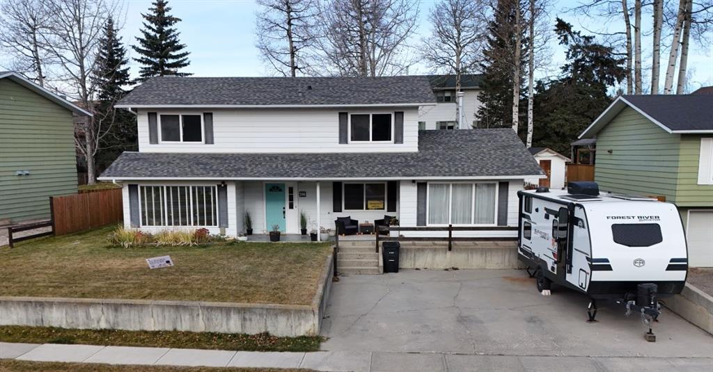 396 MOUNTAIN Street , A2268782, Alberta,