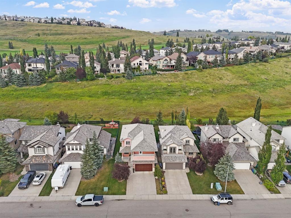 187 Gleneagles View , A2268804, Alberta,