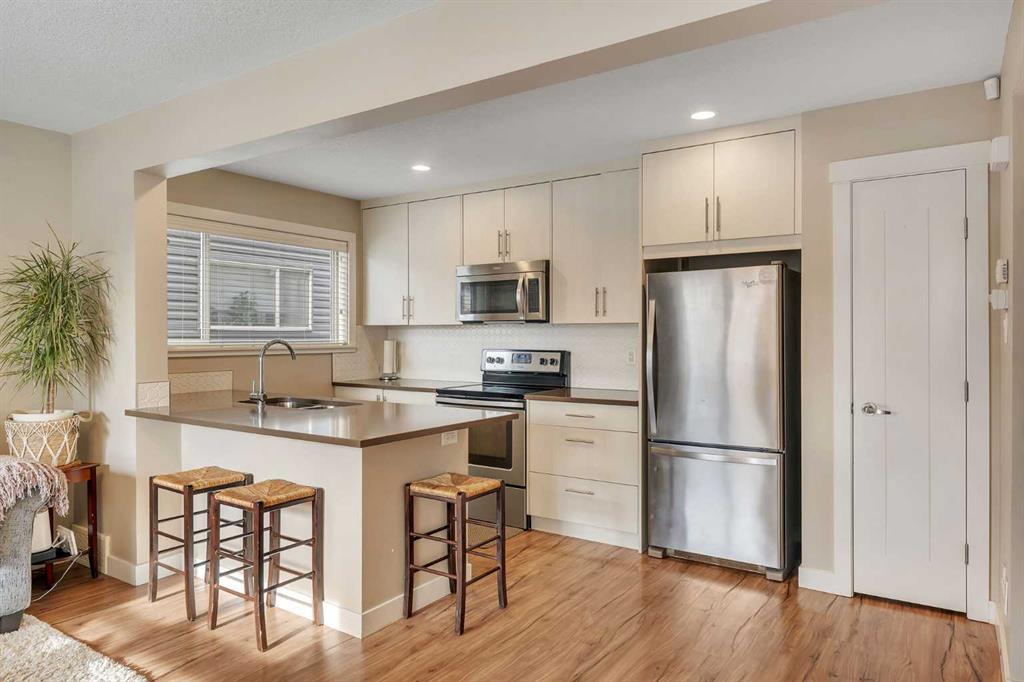 Fourth View of 201, 50 Belgian Lane , Heartland, Cochrane, Alberta, T4C 0Y5