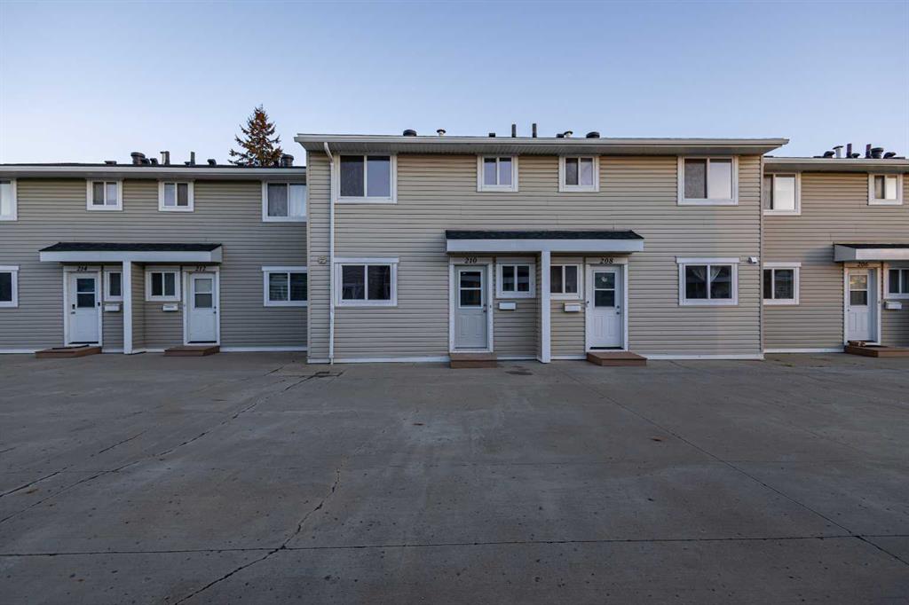 210, 600 Signal Road , A2268997, Alberta,