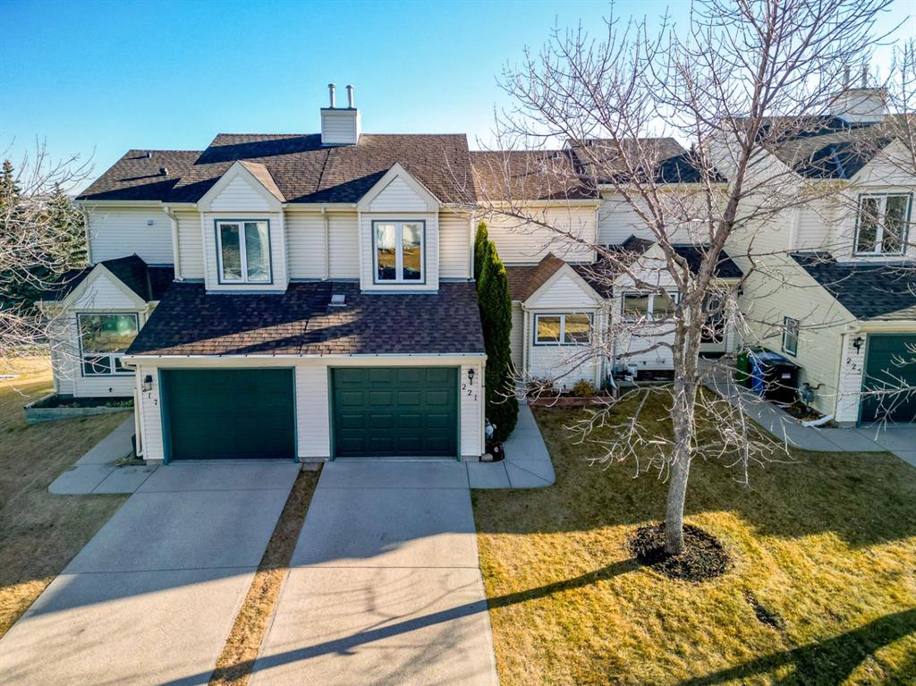 Fourth View of 221 Sandringham Road NW, Sandstone Valley, Calgary, Alberta, T3K3Z1