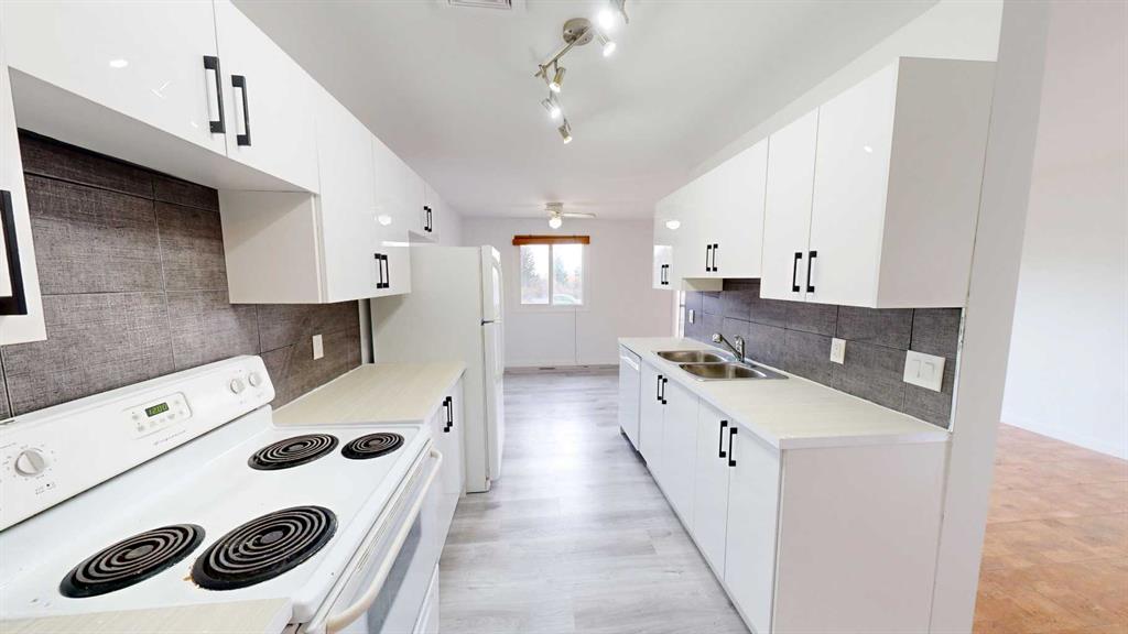 40, 5 Acadia Road W, A2269069, Alberta,