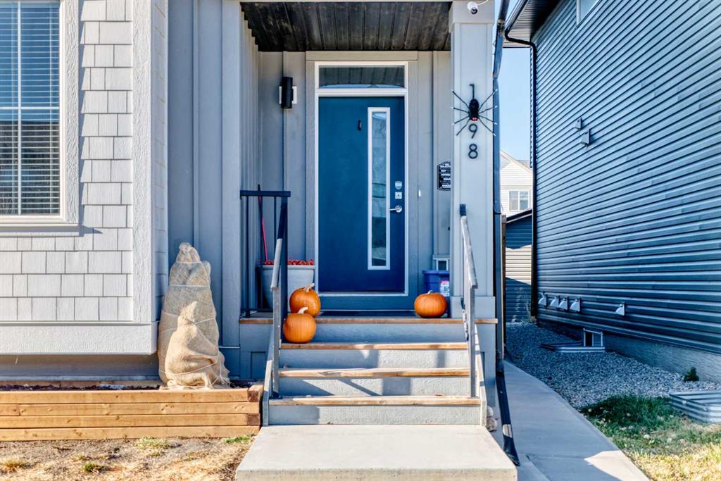 Third View of 1098 Copperfield Boulevard SE, Copperfield, Calgary, Alberta, T2Z 5E9