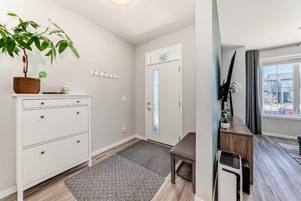 Fourth View of 1098 Copperfield Boulevard SE, Copperfield, Calgary, Alberta, T2Z 5E9