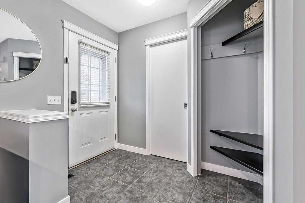 Fourth View of 208 Prestwick Way SE, McKenzie Towne, Calgary, Alberta, T2Z 3Z5