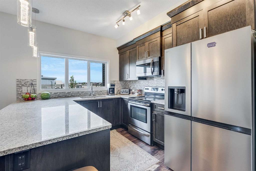 Fourth View of 665 Hillcrest Road SW, Hillcrest, Airdrie, Alberta, T4B 4C7