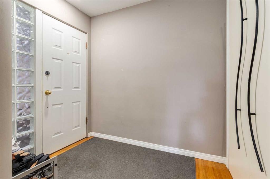 Fifth View of 105, 230 21 Avenue SW, Mission, Calgary, Alberta, T2S 0G6