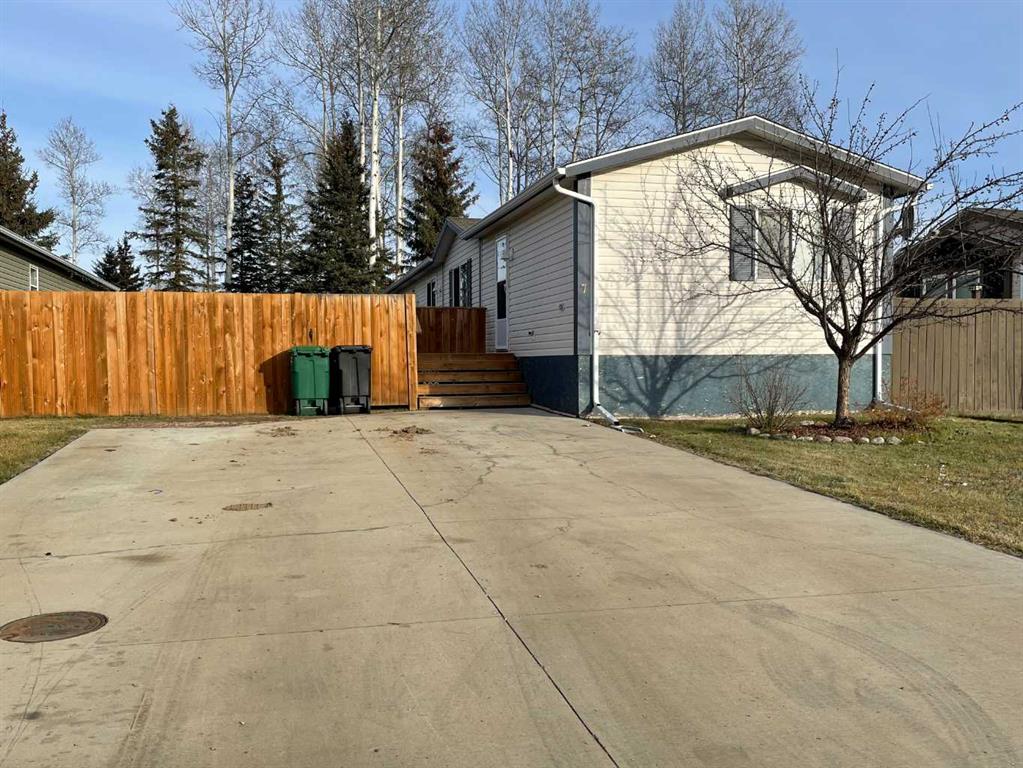 7 Dragonfly Crescent , A2269227, Alberta,