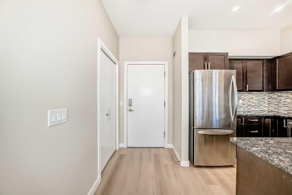 201, 4303 1 Street NE, A2269243, Alberta,