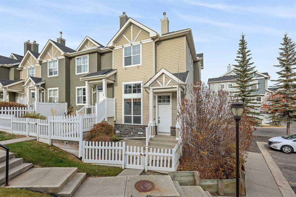 64 Elgin Gardens SE, A2269273, Alberta,