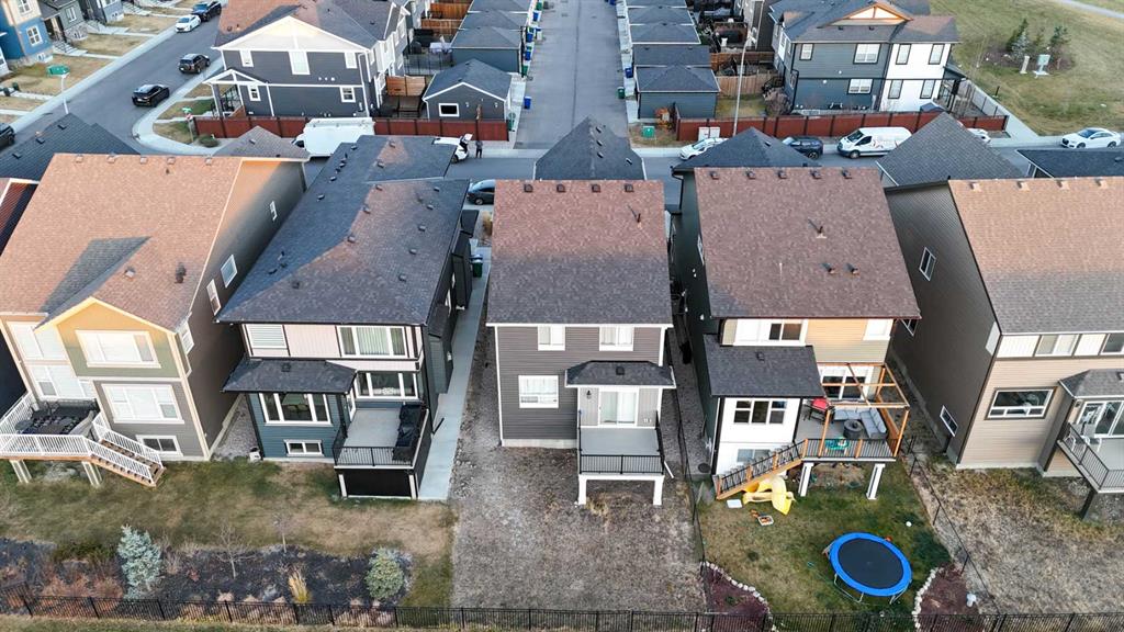 Fifth View of 15 Midgrove Drive SW, Midtown, Airdrie, Alberta, T4B 5H1