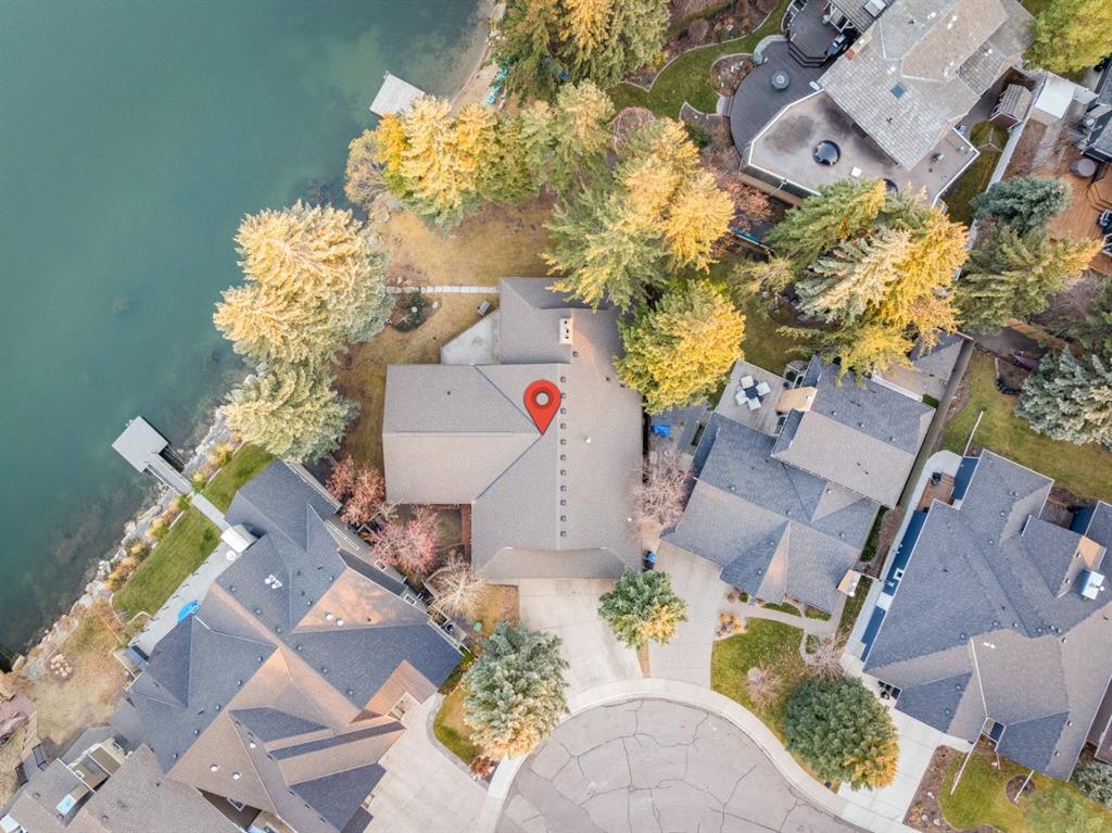 Main View of 540 Lake Moraine Green SE, Lake Bonavista, Calgary, Alberta, T2J 3A3