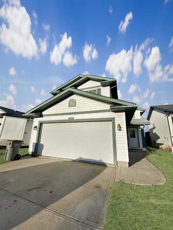 Second View of 9234 115 Avenue , Summit, Grande Prairie, Alberta, T8V7E8